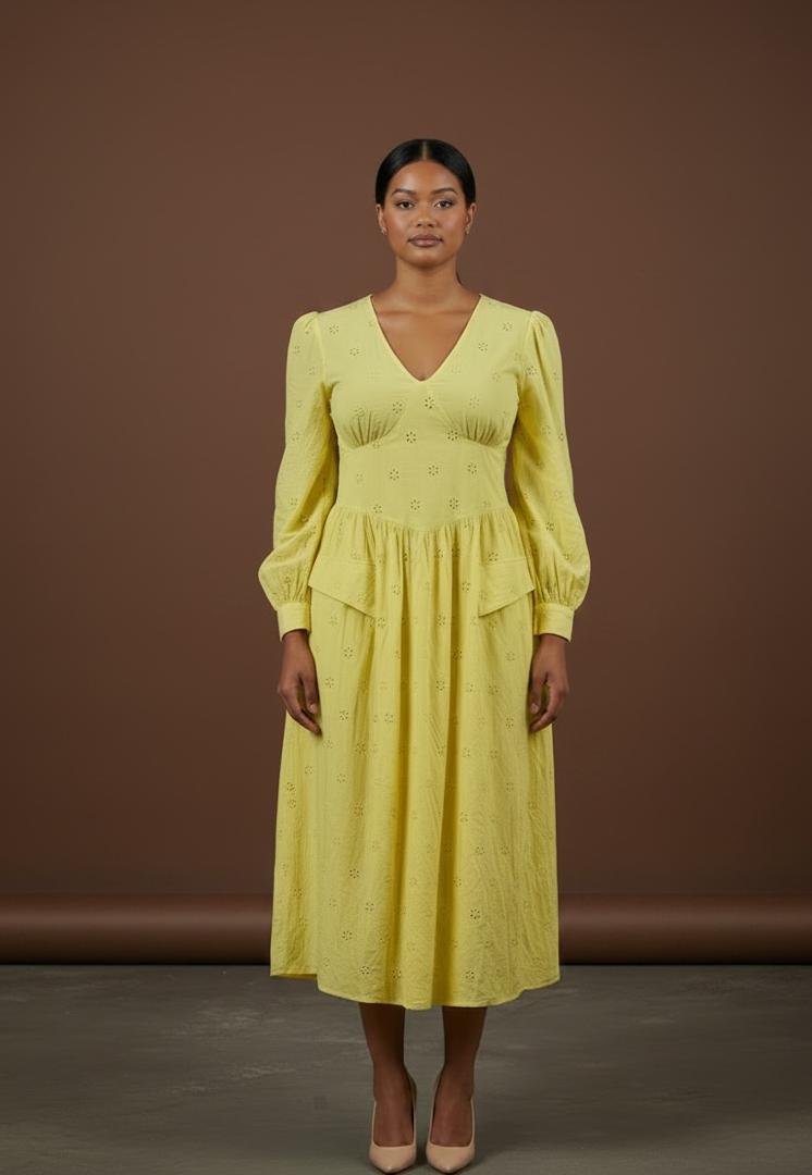 LW28: primerose lace Dress