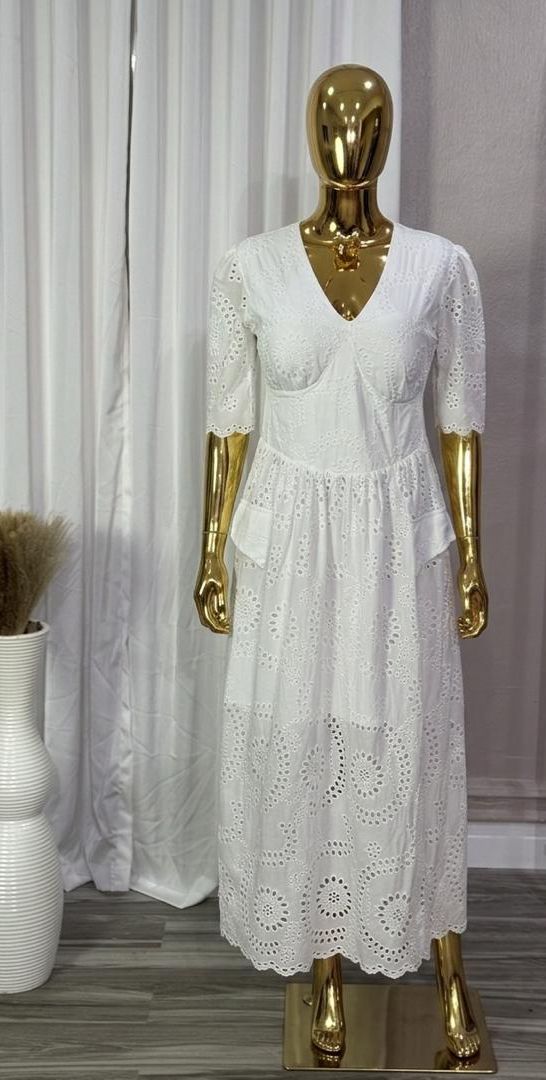 LW29: Lily Lace dress